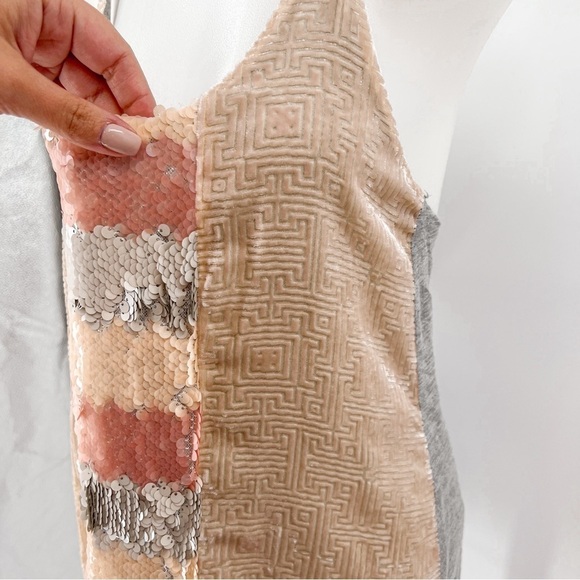 TINY Sequin Tank Top - Picture 3 of 4